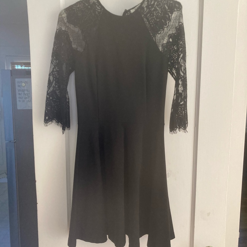 BB DOKATA black lace sleeve and back dress